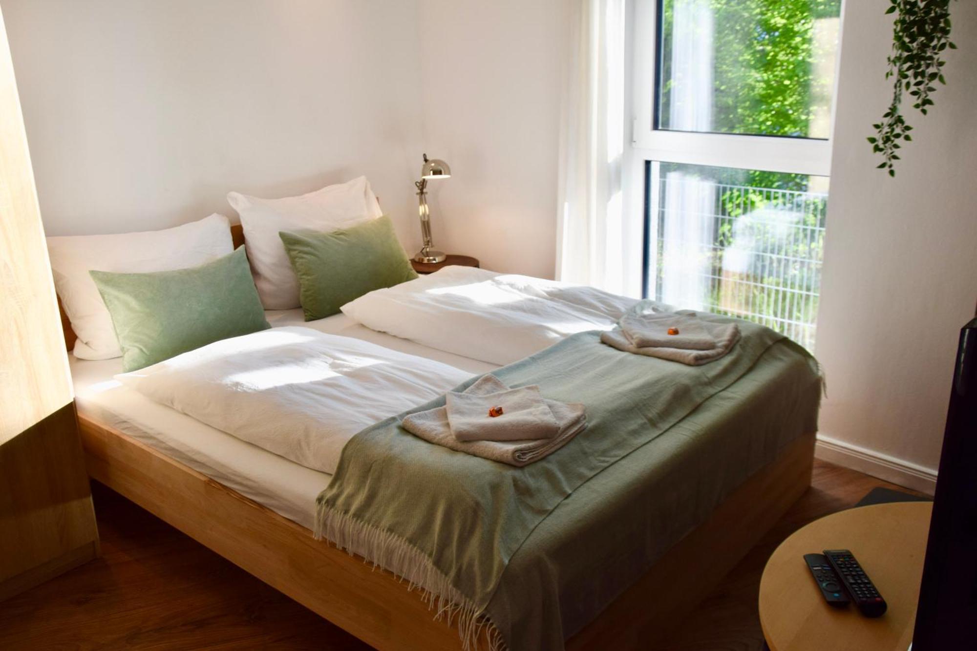 Stilvolle Wohnung Mit Balkon & Parkplatz Rostock Dış mekan fotoğraf